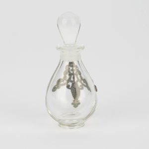 Flacon de parfum ancien en verre avec monture décorative – Style Art nouveau / A