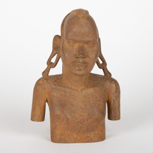 Statue en bois sculptée – Art traditionnel africain