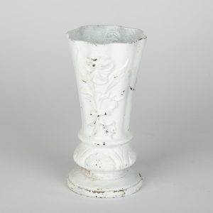Vase décoratif en fonte blanc