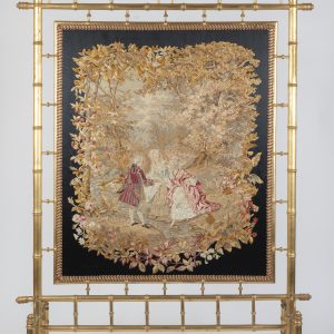 Écran de cheminée Napoléon III avec tapisserie brodée