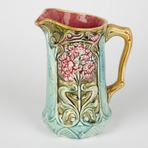 Pichet en barbotine Art Nouveau – Sarreguemines n°408