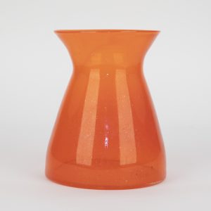 Vase en verre soufflé orange vintage